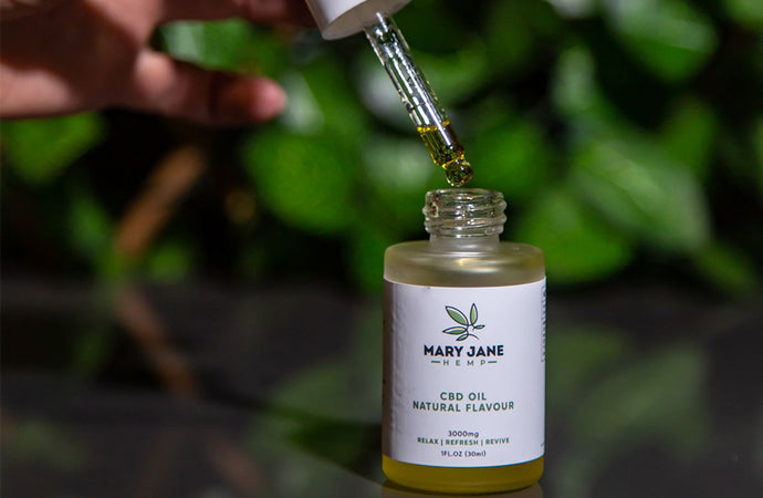7 Benefits and Uses of CBD Oil
